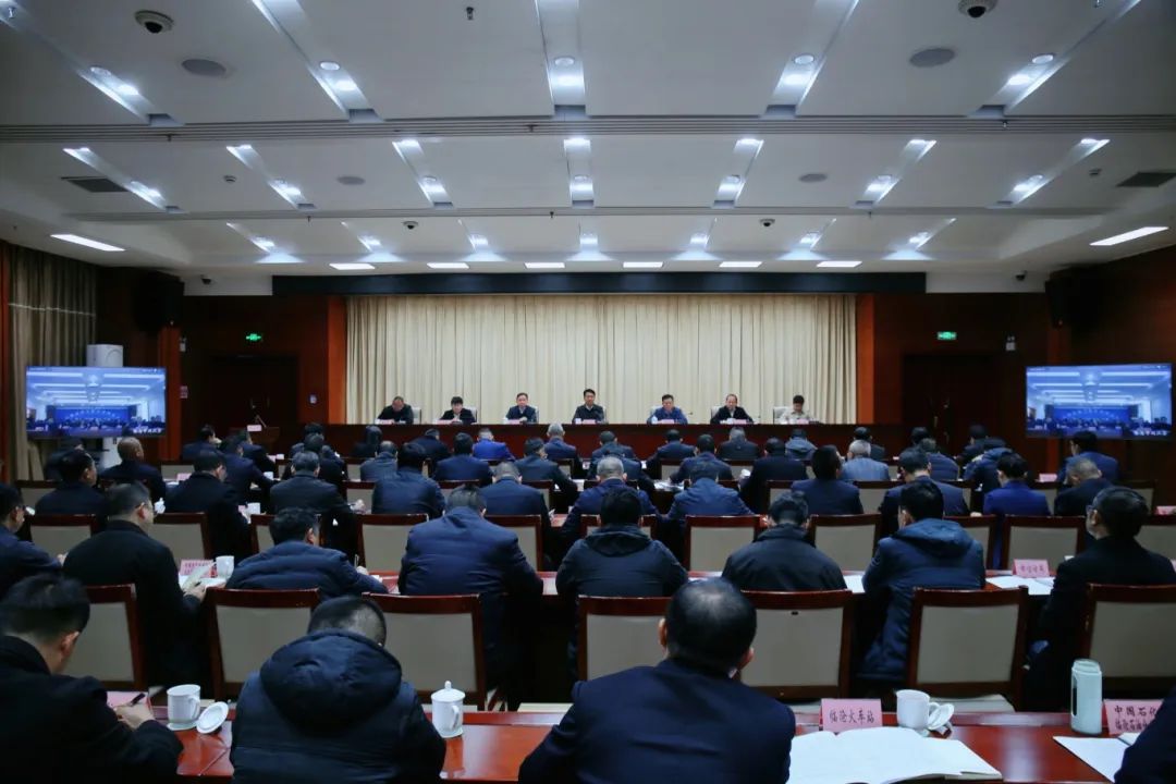 徐贤在市安全生产委员会暨市消防安全委员会（扩大）会议上强调：坚决扛牢安全生产工作责任 努力实现高质量发展和高水平安全良性互动