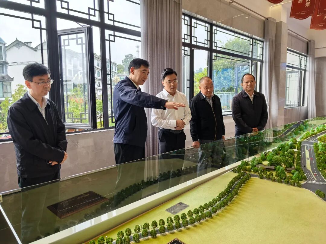 杜建辉在双江凤庆云县调研时强调  高质量推进以县城为重要载体的城镇化建设