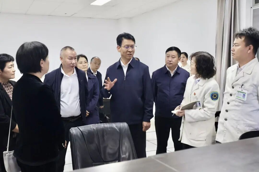 徐贤到市卫生健康委调研时强调 坚定落实健康优先发展战略 加快推进健康中国的临沧实践
