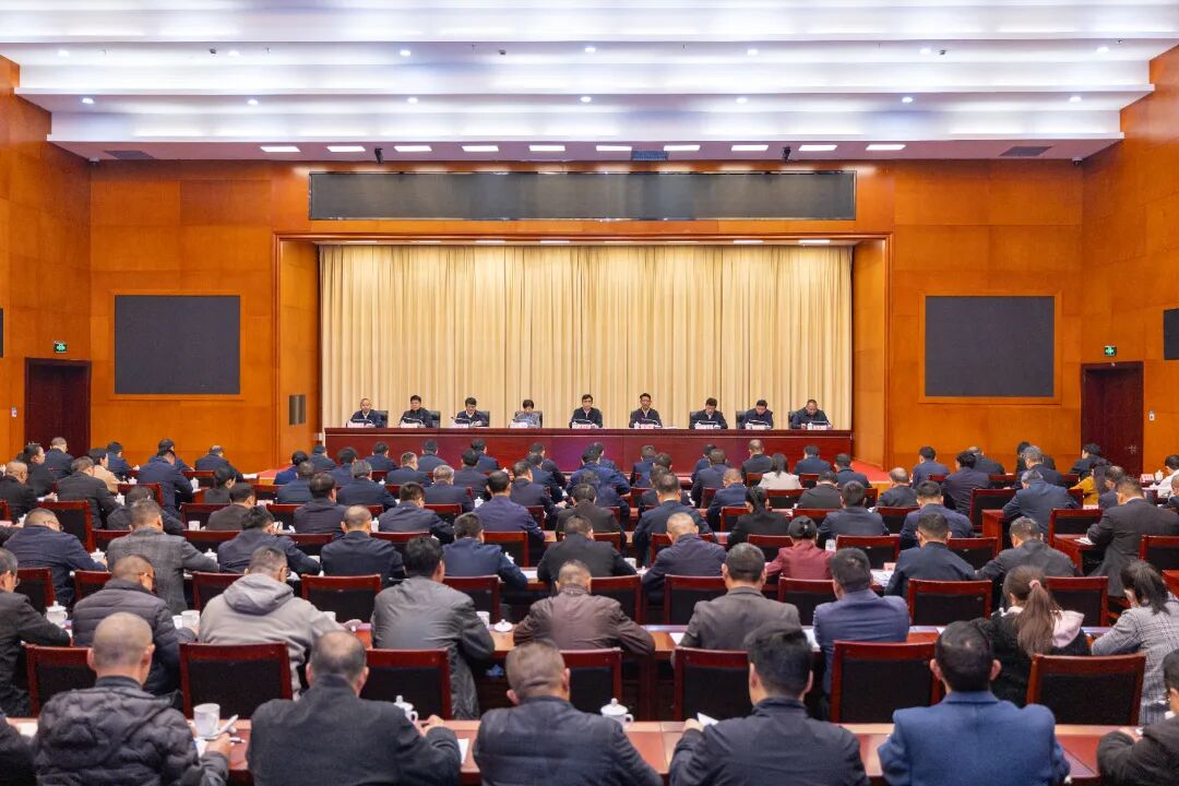 市委农村工作会议召开 杜建辉出席并讲话 徐贤主持 杨宇出席