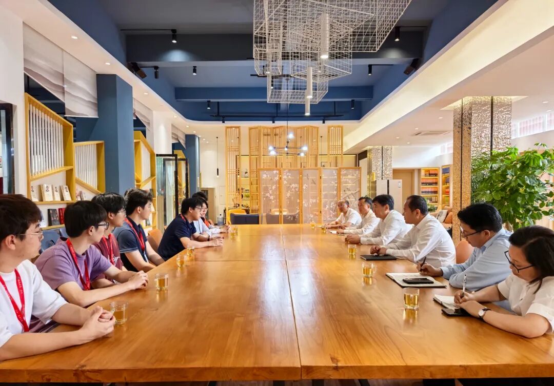 杜建辉会见清华大学北京大学招生工作组