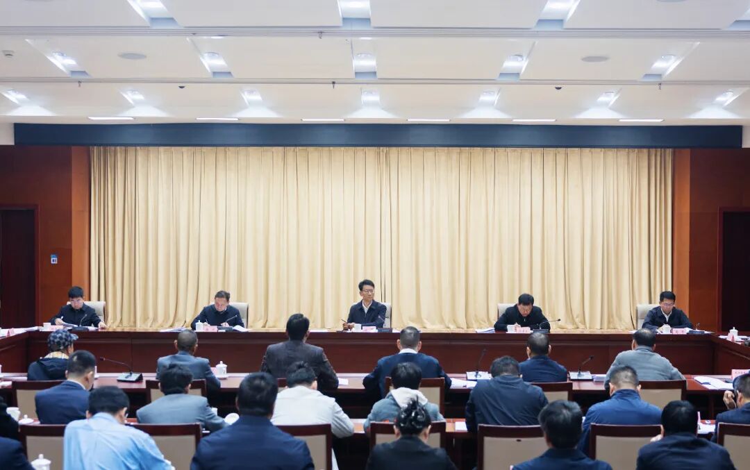 全市招商签约项目政企恳谈会召开